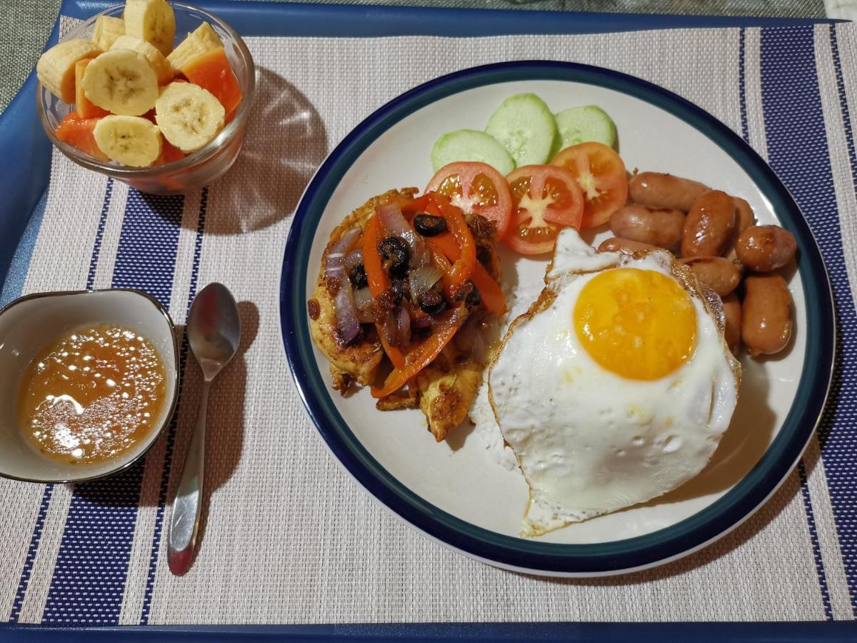 Country Bug Inn Tagaytay City Екстер'єр фото