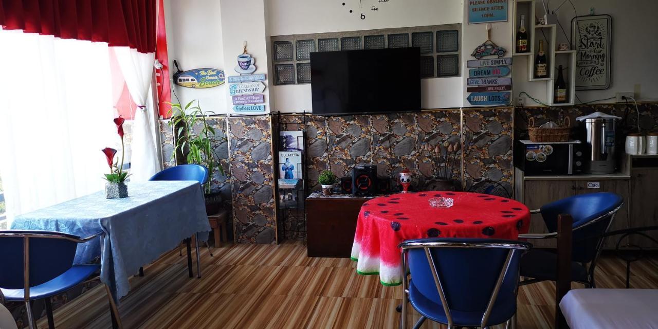 Country Bug Inn Tagaytay City Екстер'єр фото