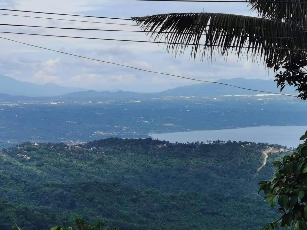 Country Bug Inn Tagaytay City Екстер'єр фото