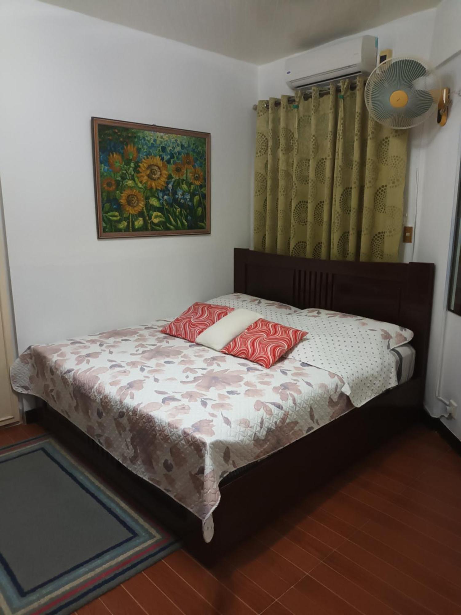 Country Bug Inn Tagaytay City Екстер'єр фото
