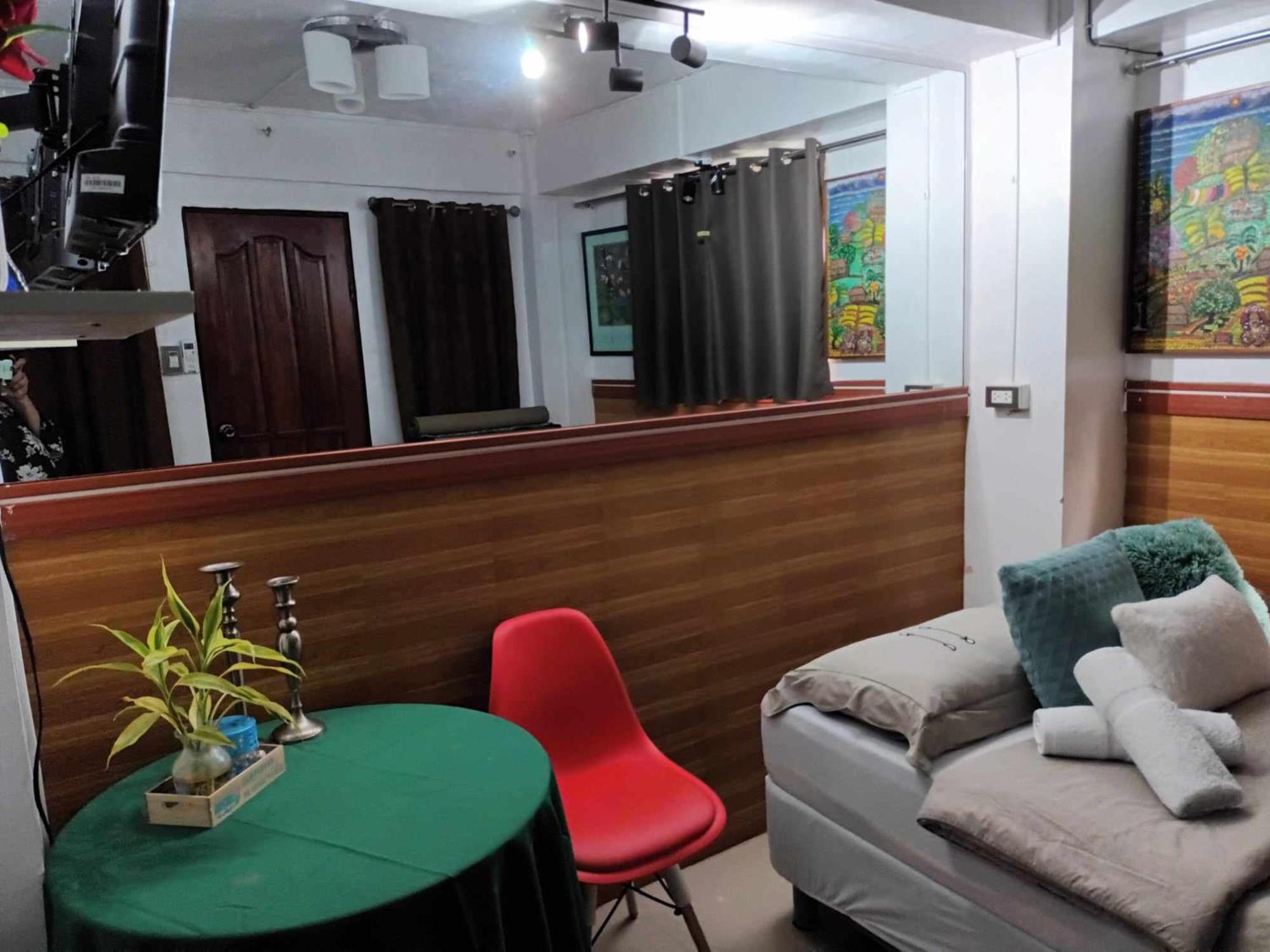 Country Bug Inn Tagaytay City Екстер'єр фото
